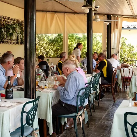 Hotel Ristorante La Lanterna 3*